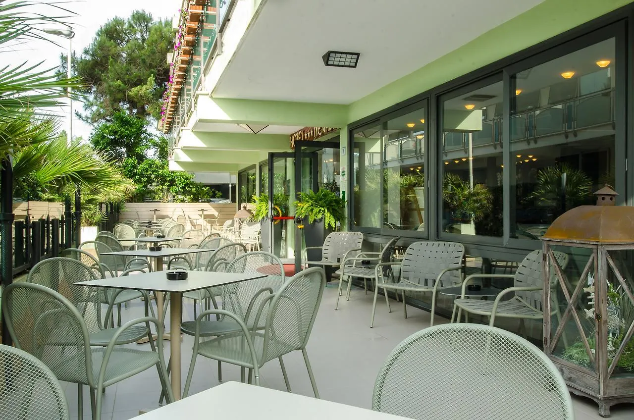 ***  Hotel Nevada Bellaria-Igea Marina İtalya